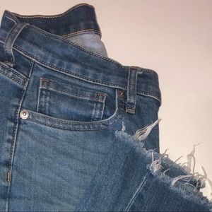 Everlane Frayed Ankle Jeans